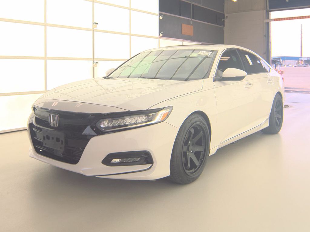 2019 Honda Accord Touring photo