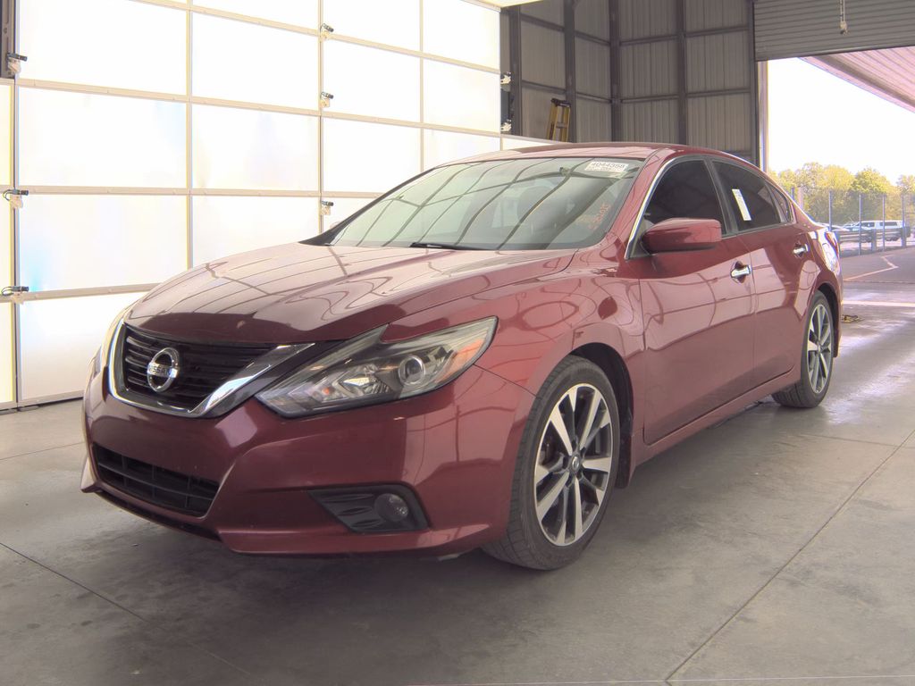 2017 Nissan Altima 2.5 SR photo
