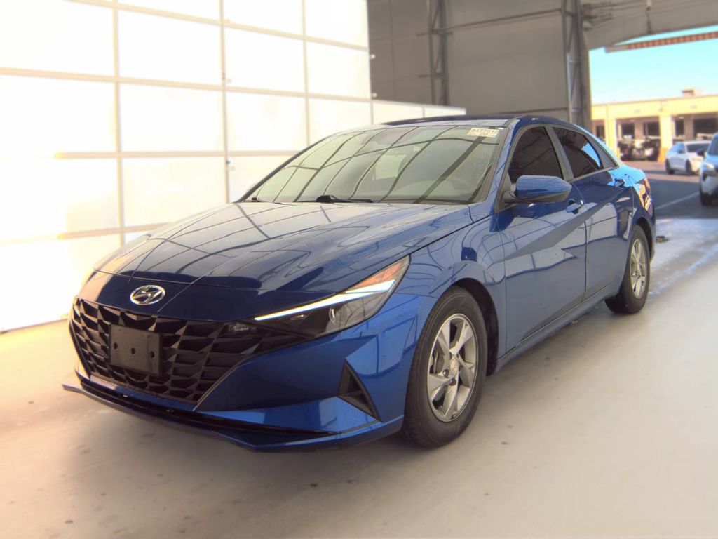 2021 Hyundai Elantra SE photo