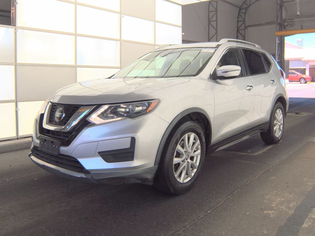 2019 Nissan Rogue SV photo