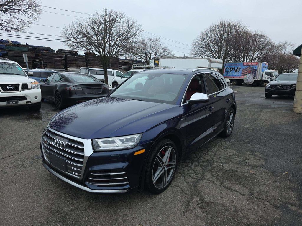 2018 Audi SQ5 Premium + photo