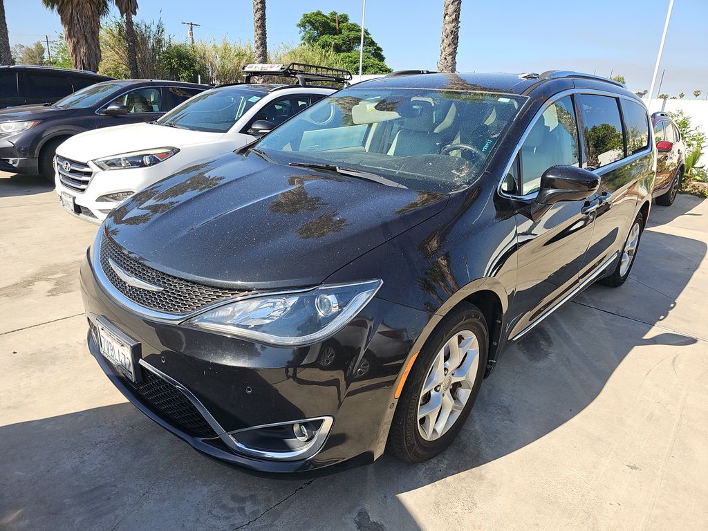 2017 Chrysler Pacifica TRG-L Plus photo
