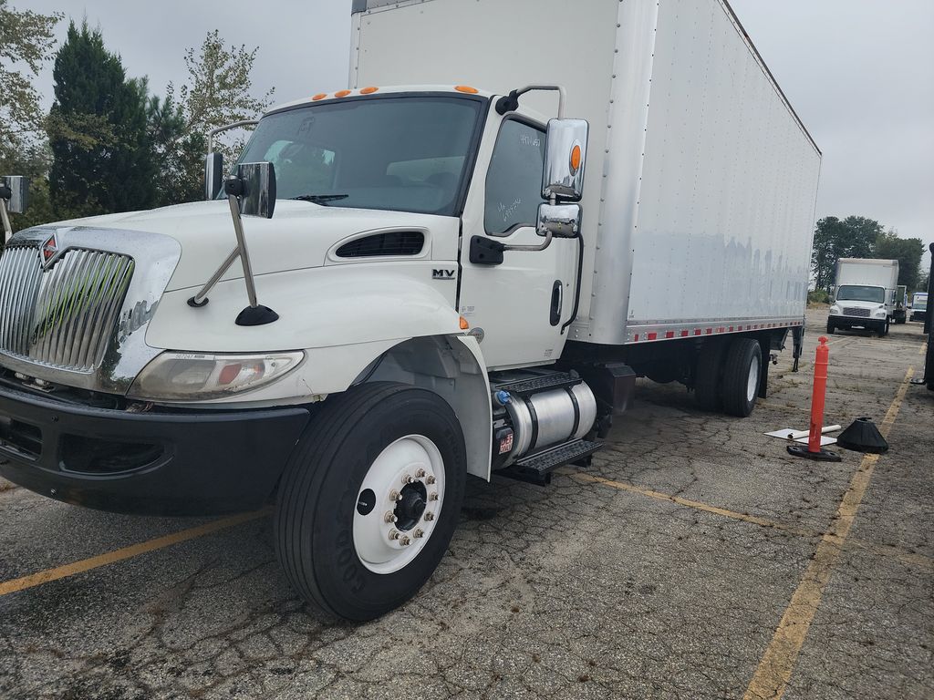 2023 International MV607 photo