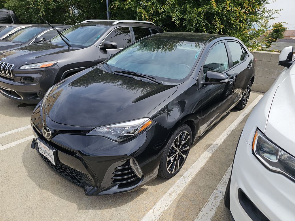 2018 Toyota Corolla SE photo