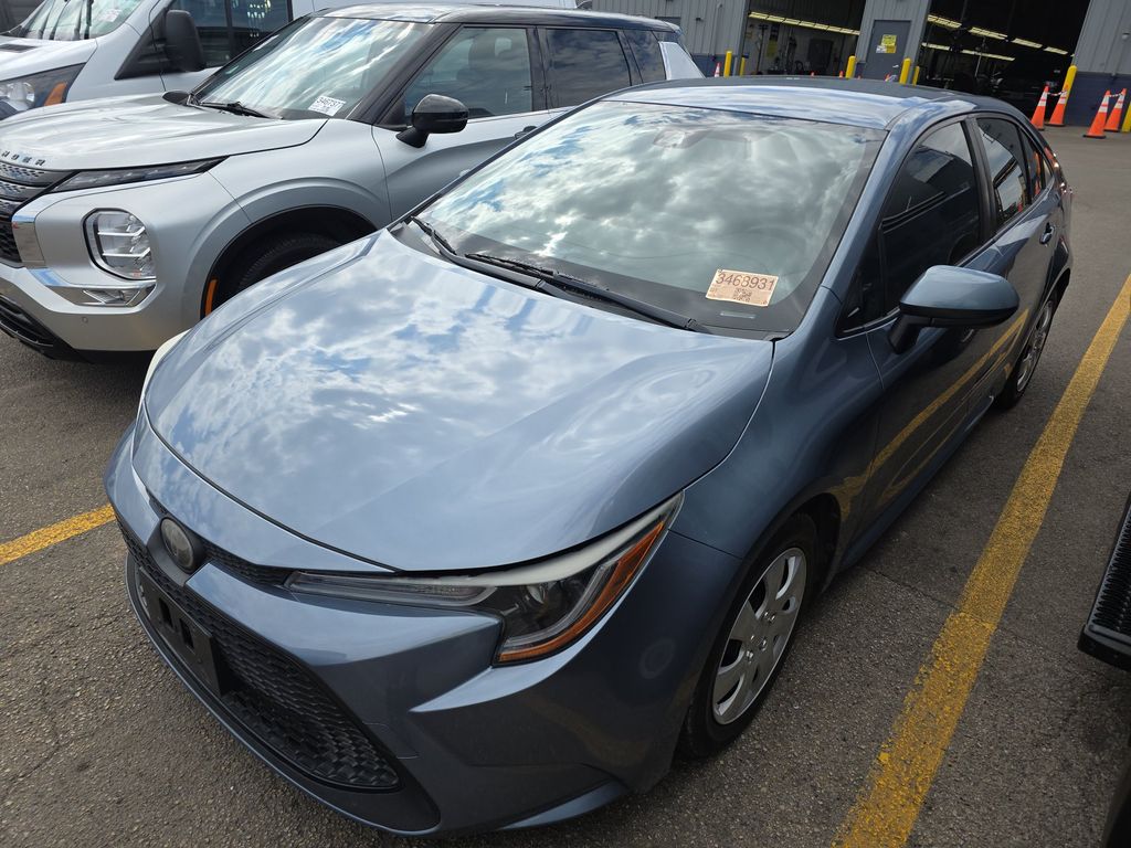 2021 Toyota Corolla LE photo