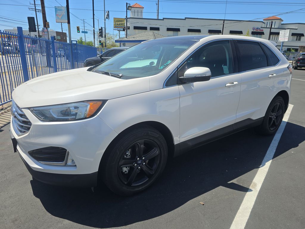 2019 Ford Edge SEL photo