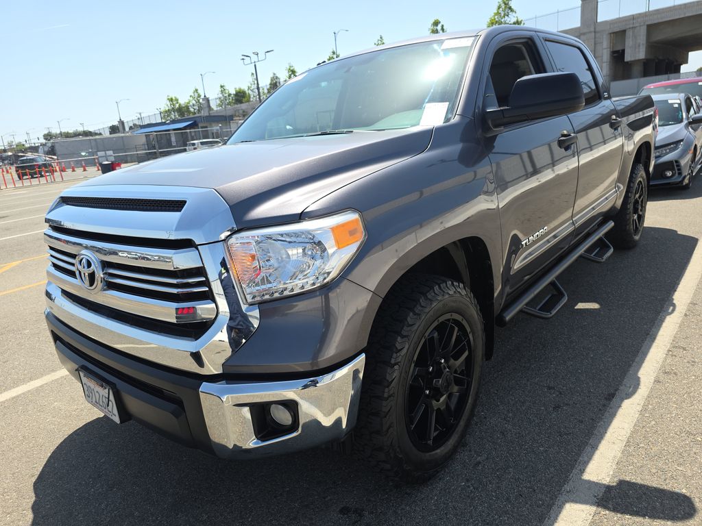 2017 Toyota Tundra SR5 photo