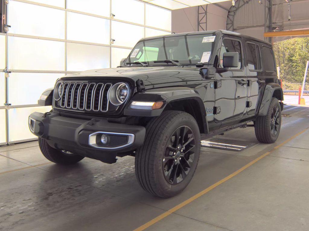 2025 Jeep Wrangler Sahara photo