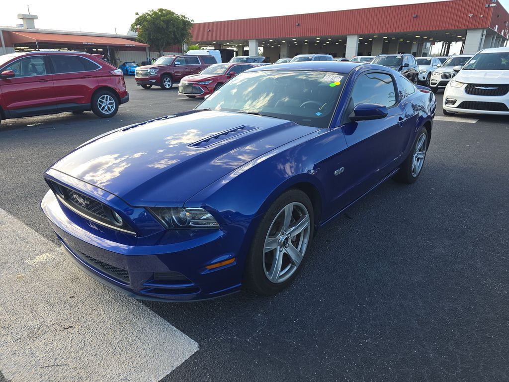 2013 Ford Mustang GT Premium photo