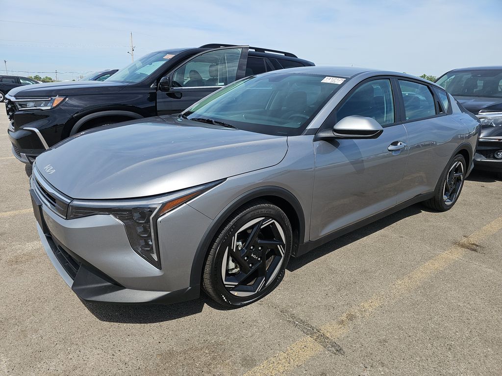 2025 Kia K4 EX photo