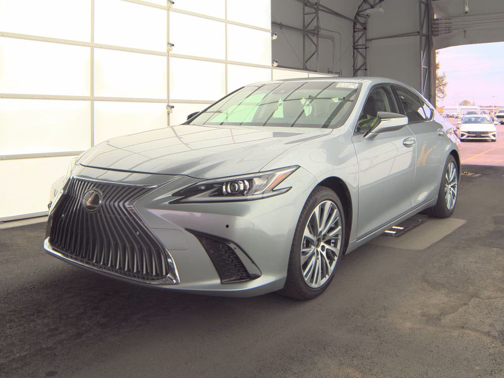 2025 Lexus ES ES 300H photo