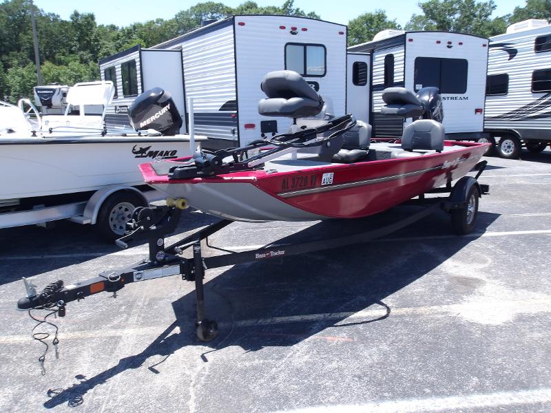 2024 Tracker Marine Bass Tracker photo