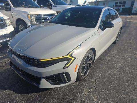 2025 Kia K5 GT-Line photo