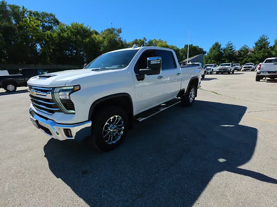2026 Chevrolet 2500HD LTZ photo