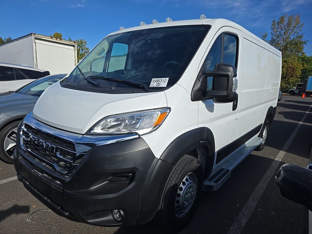 2025 Ram ProMaster 2500 Tradesman photo