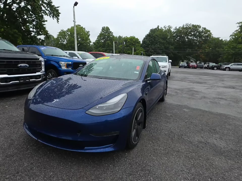 2021 Tesla Model 3 Standard Range Plus photo