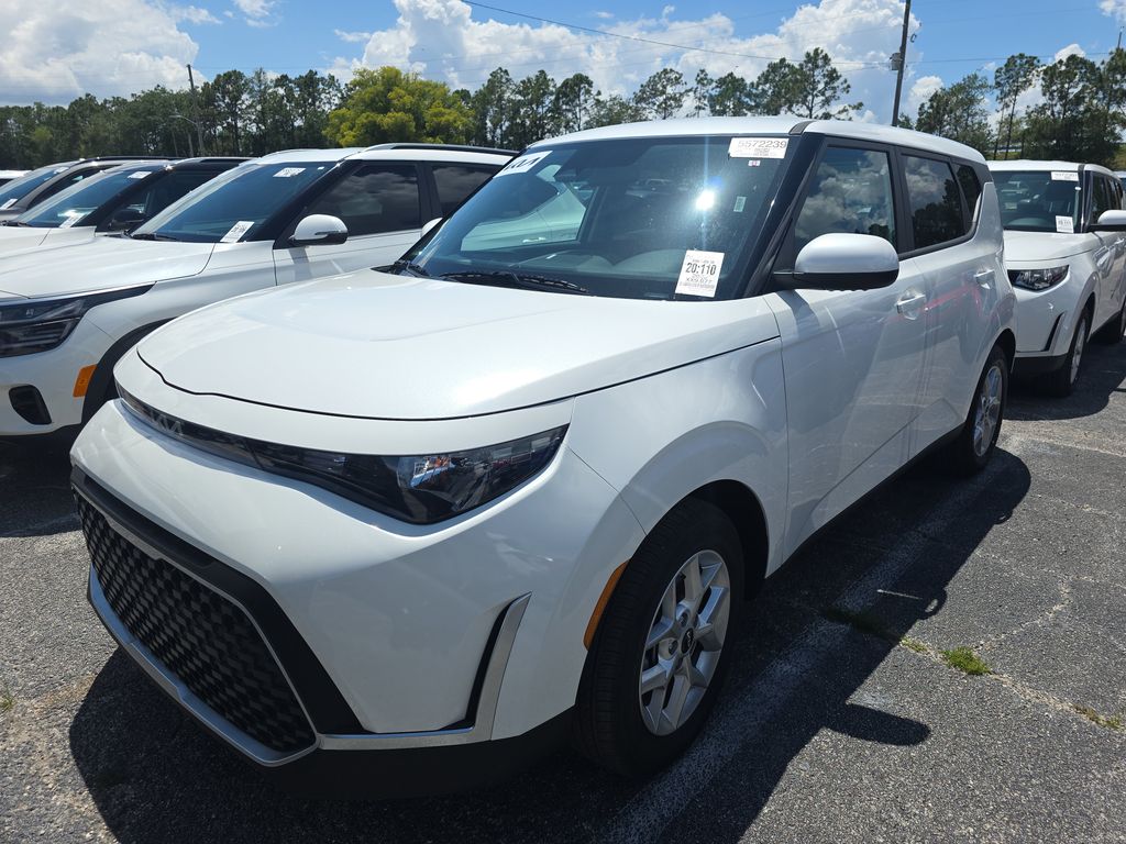 2025 Kia Soul LX photo