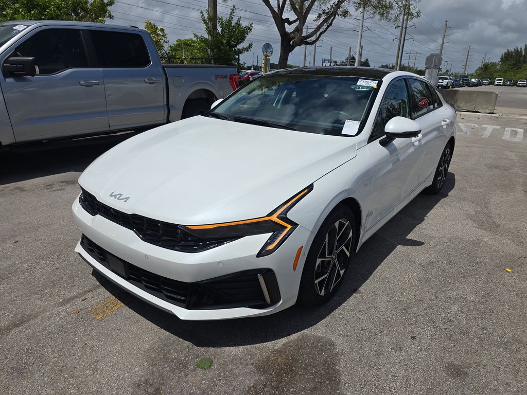 2026 Kia K5 photo