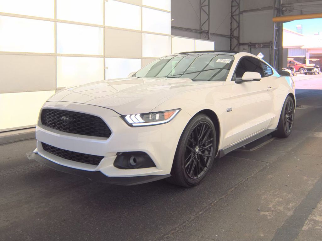2017 Ford Mustang ECO Prem photo
