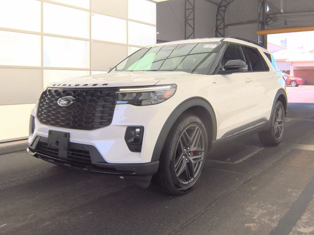 2025 Ford Explorer ST-Line photo