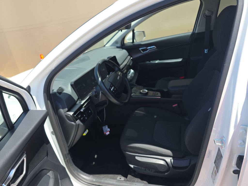 2026 Kia Sportage LX photo