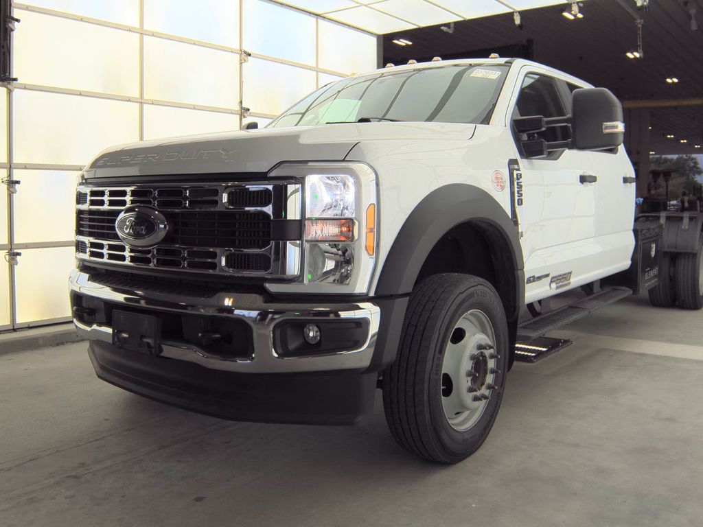 2024 Ford F-550 XL photo