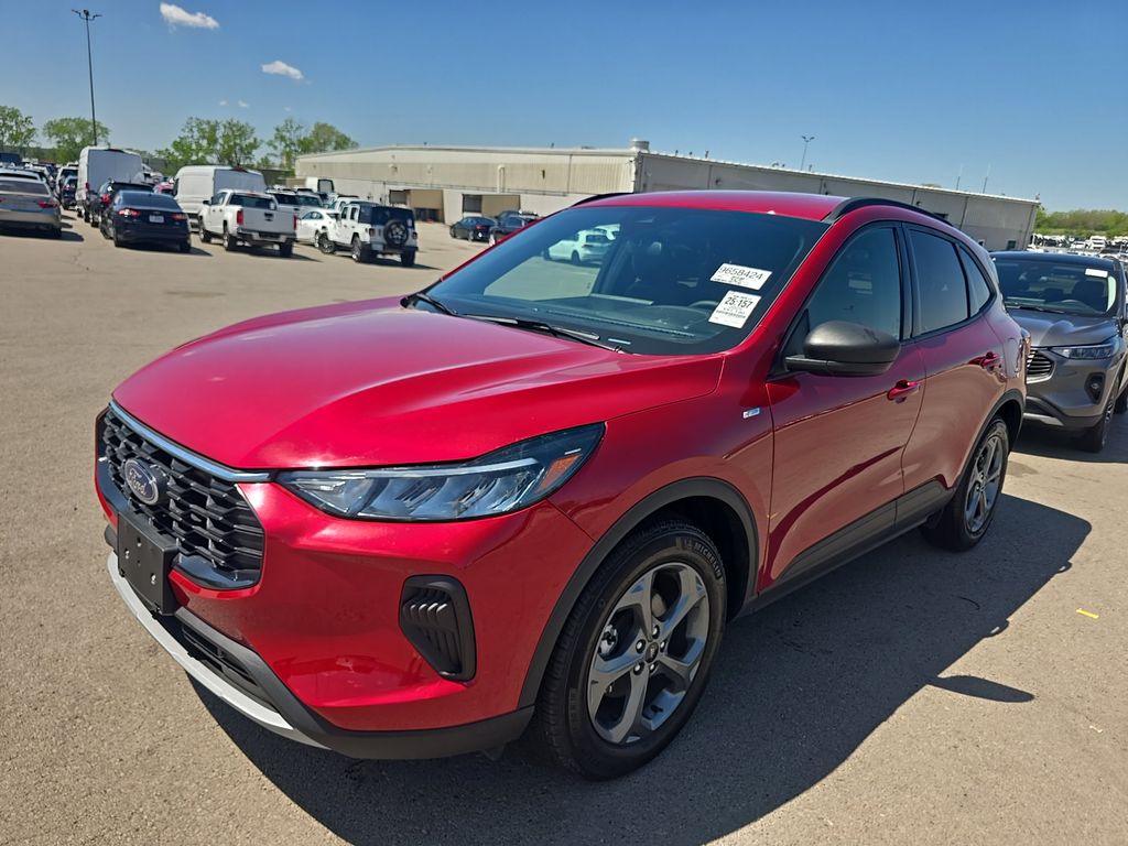 2025 Ford Escape ST-Line photo
