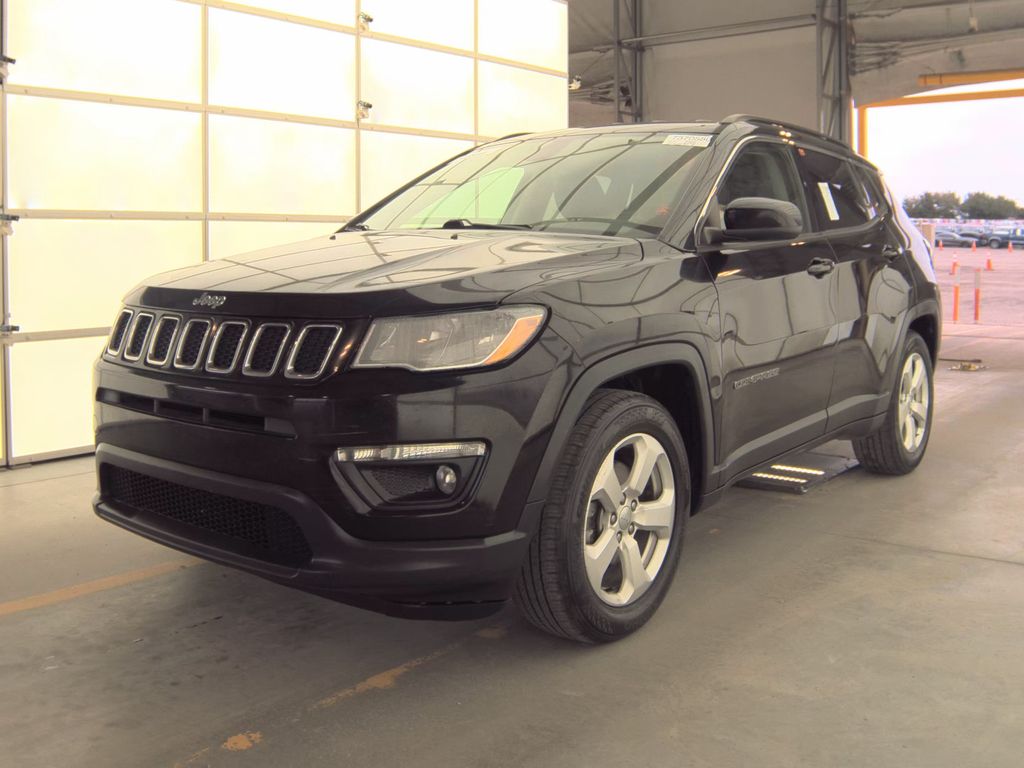 2019 Jeep Compass Latitude photo