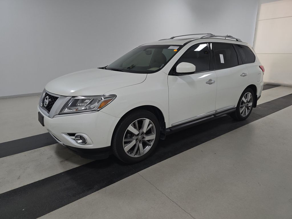 2016 Nissan Pathfinder Platinum photo