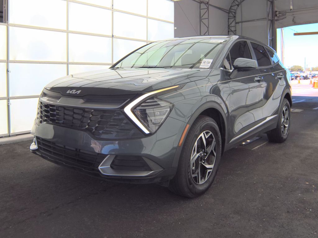 2025 Kia Sportage LX photo
