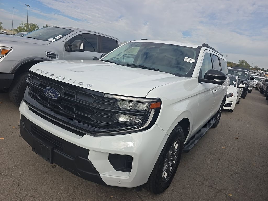 2026 Ford Expedit MAX Active photo