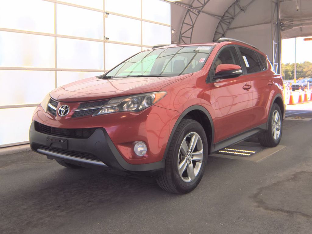 2015 Toyota RAV4 XLE photo