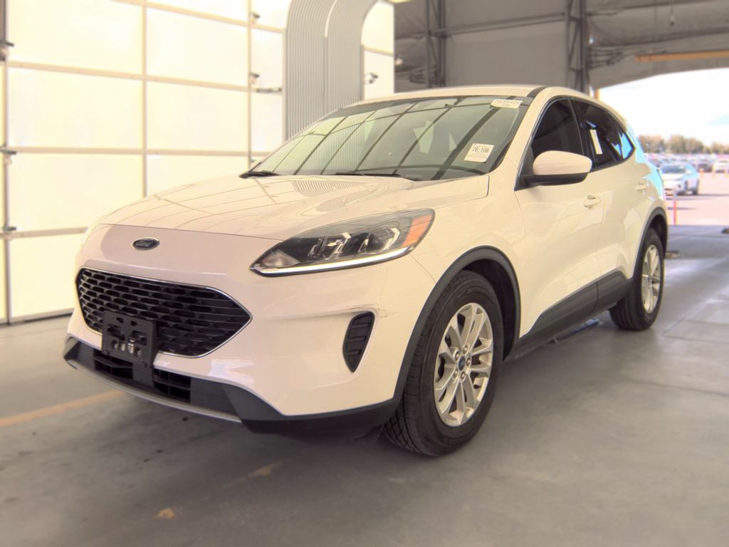 2021 Ford Escape SE Hybrid photo