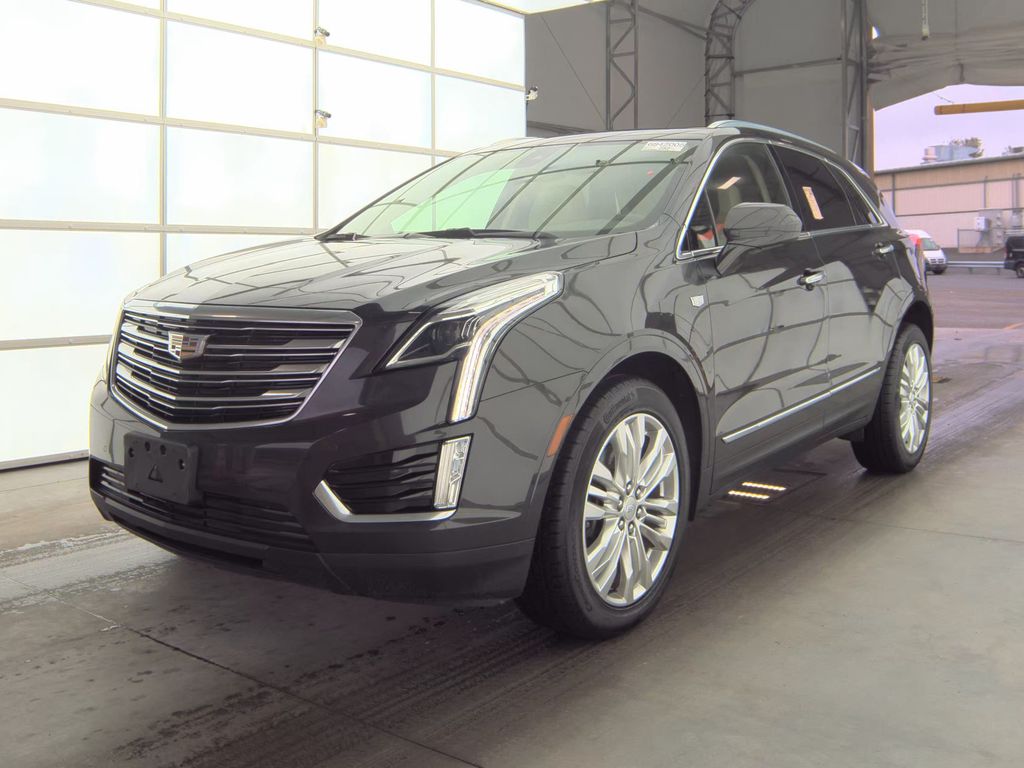 2018 Cadillac XT5 Prem LUX photo