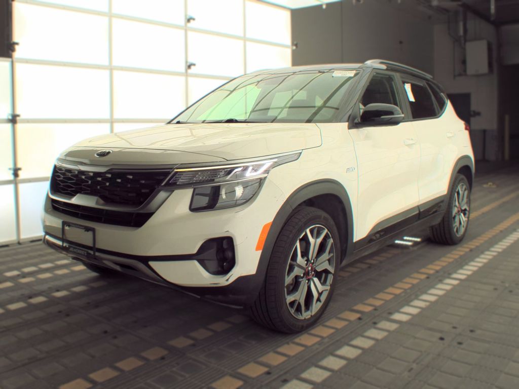 2021 Kia Seltos S photo