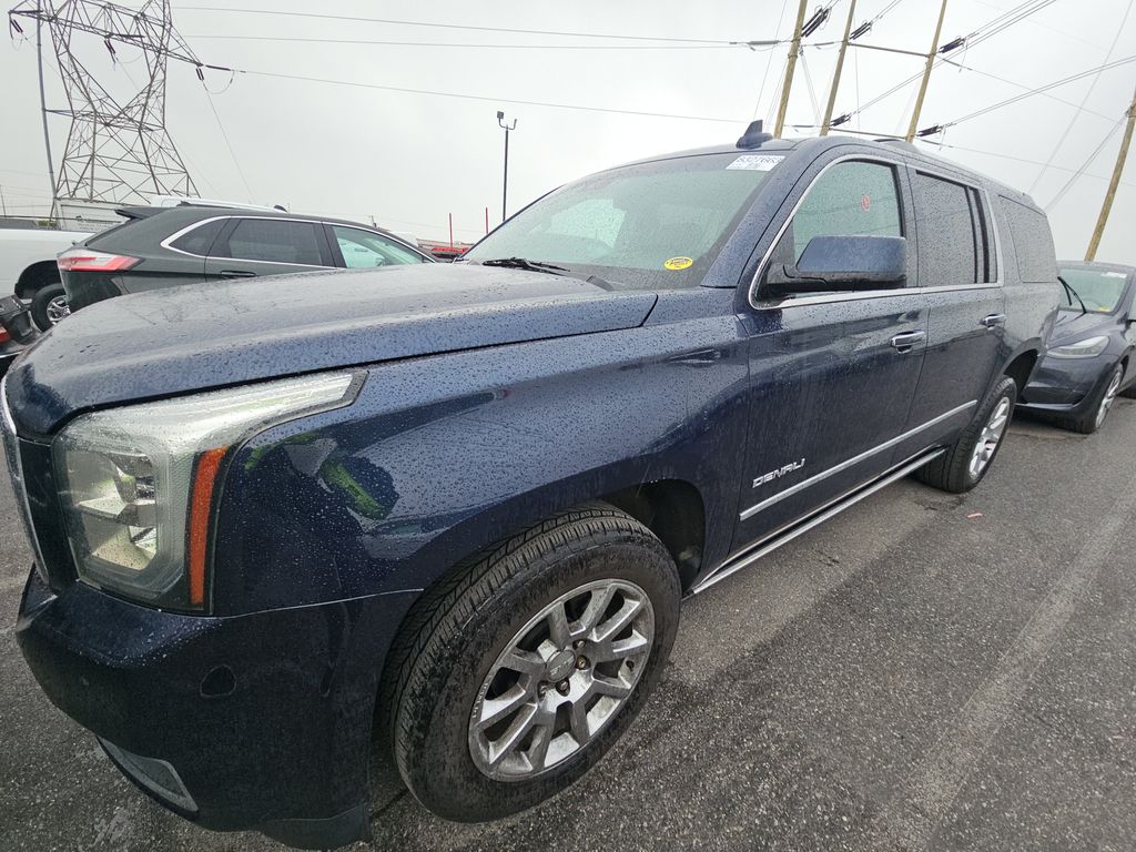 2018 GMC Yukon Denali photo