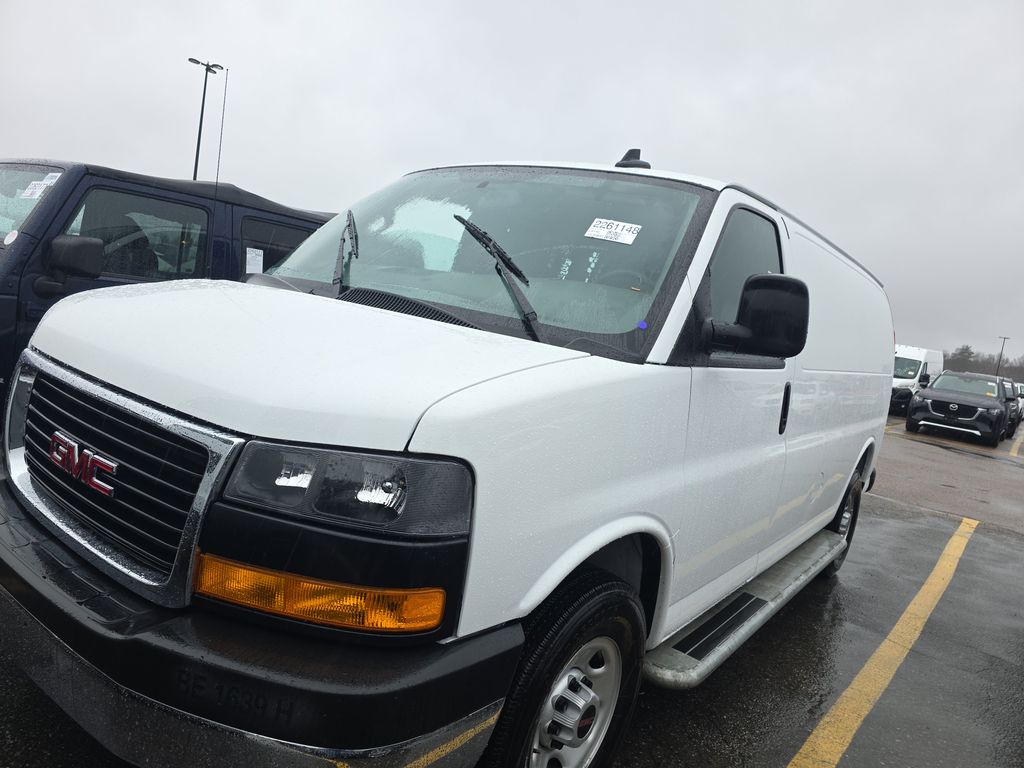2025 GMC Savana 2500 photo