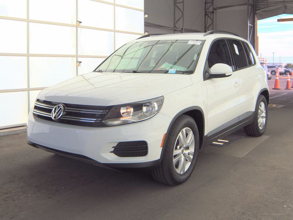 2017 Volkswagen Tiguan S photo