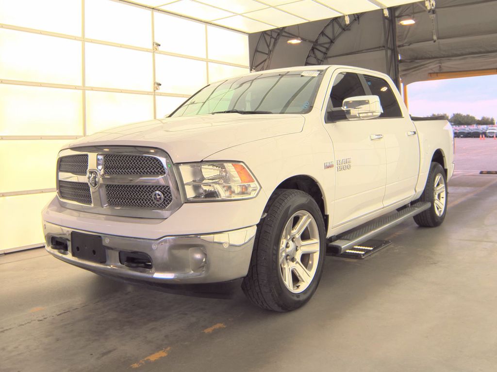 2018 Ram 1500 L/S Silver photo