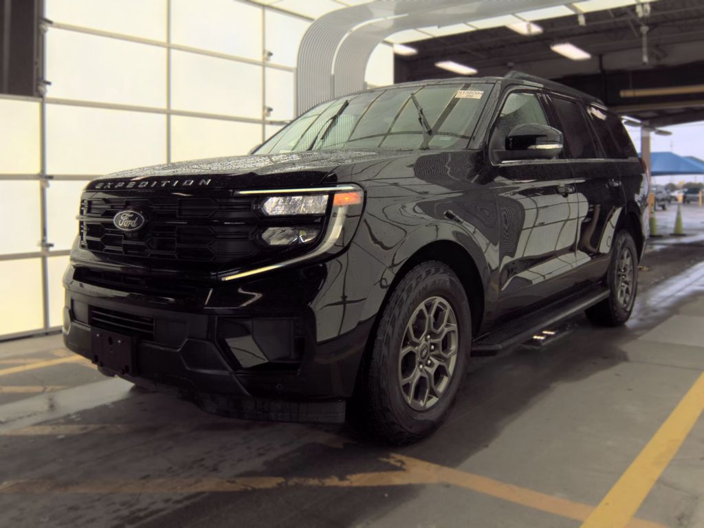 2026 Ford Expedit Active photo