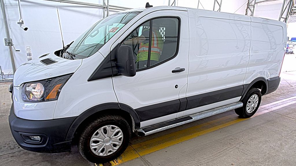 2025 Ford Transit 250 photo