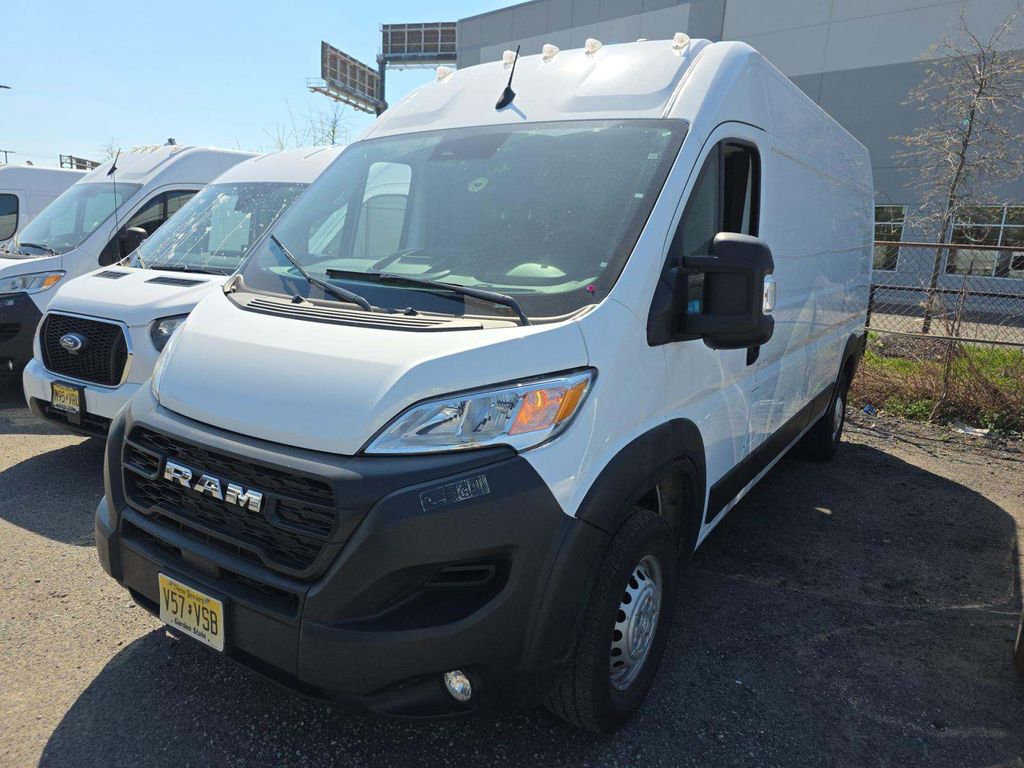 2025 Ram ProMaster 2500 Tradesman photo
