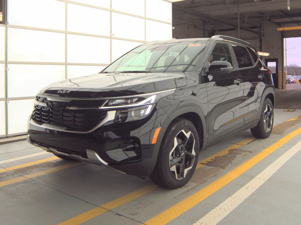 2025 Kia Seltos S photo