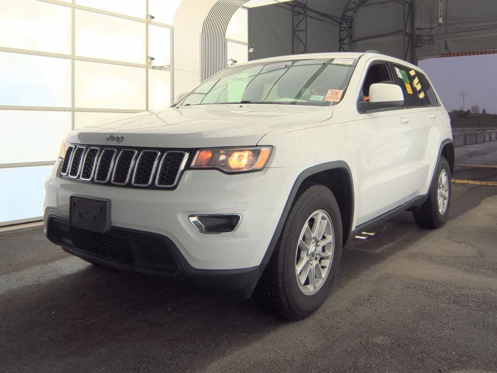 2018 Jeep Grand Cherokee Laredo E photo