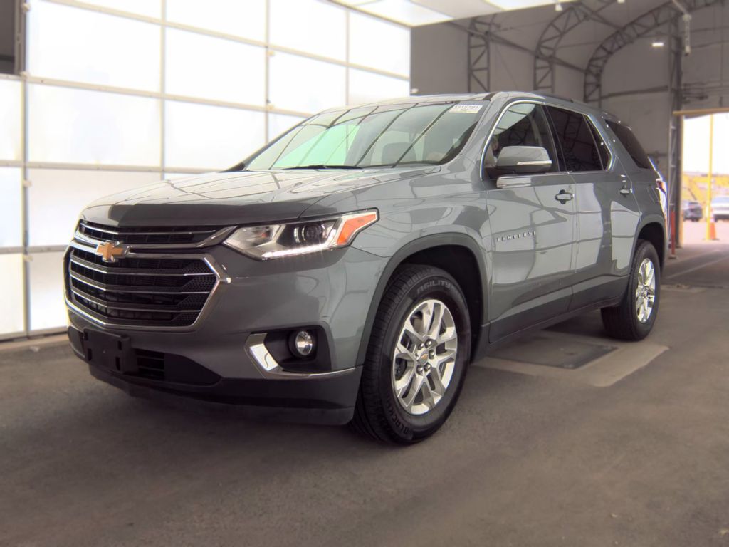 2021 Chevrolet Traverse LT Cloth photo