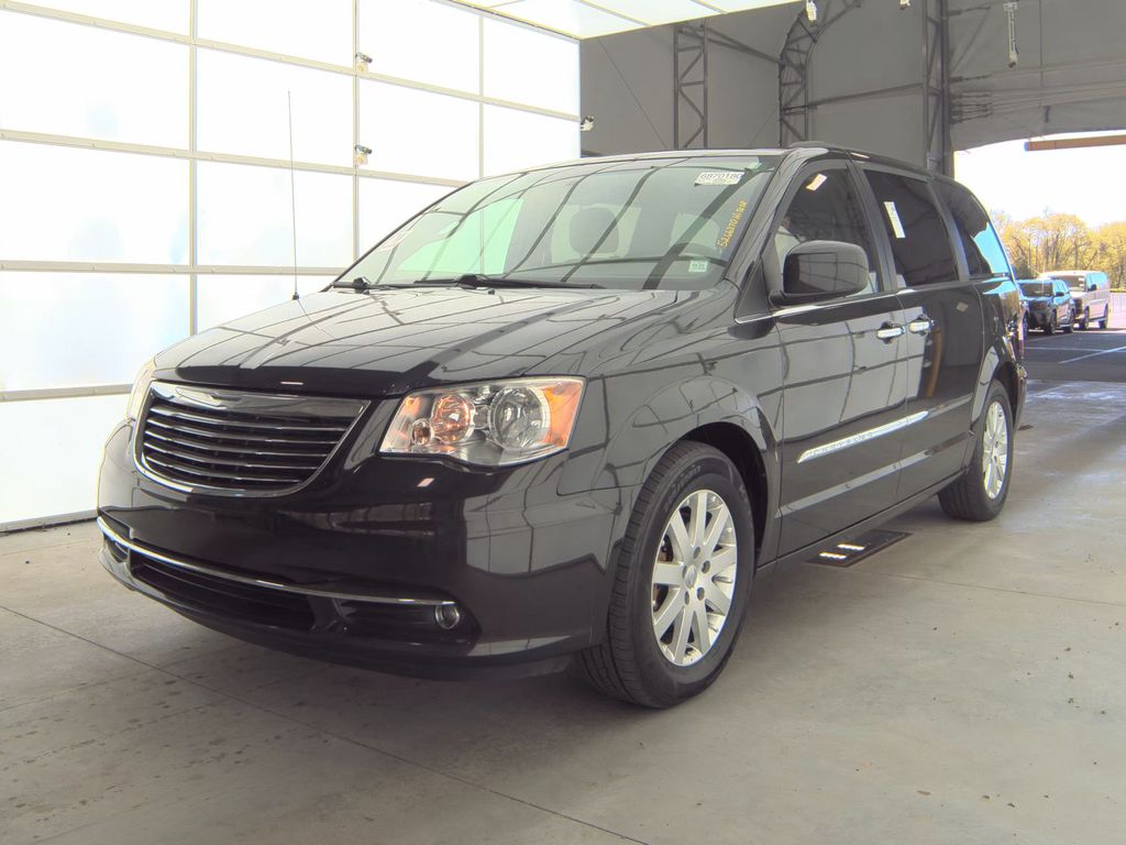 2015 Chrysler Town & Country Touring photo