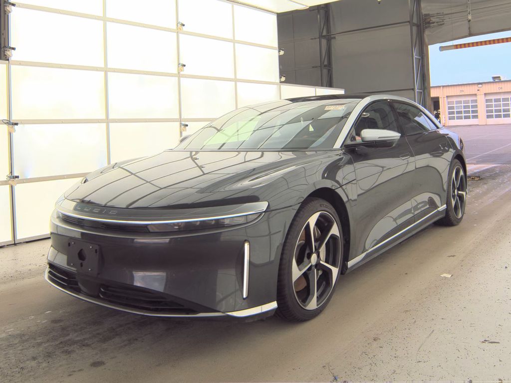 2025 Lucid AIR Grand Tour photo