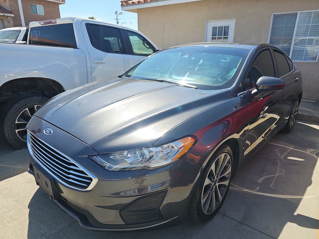 2019 Ford Fusion SE photo