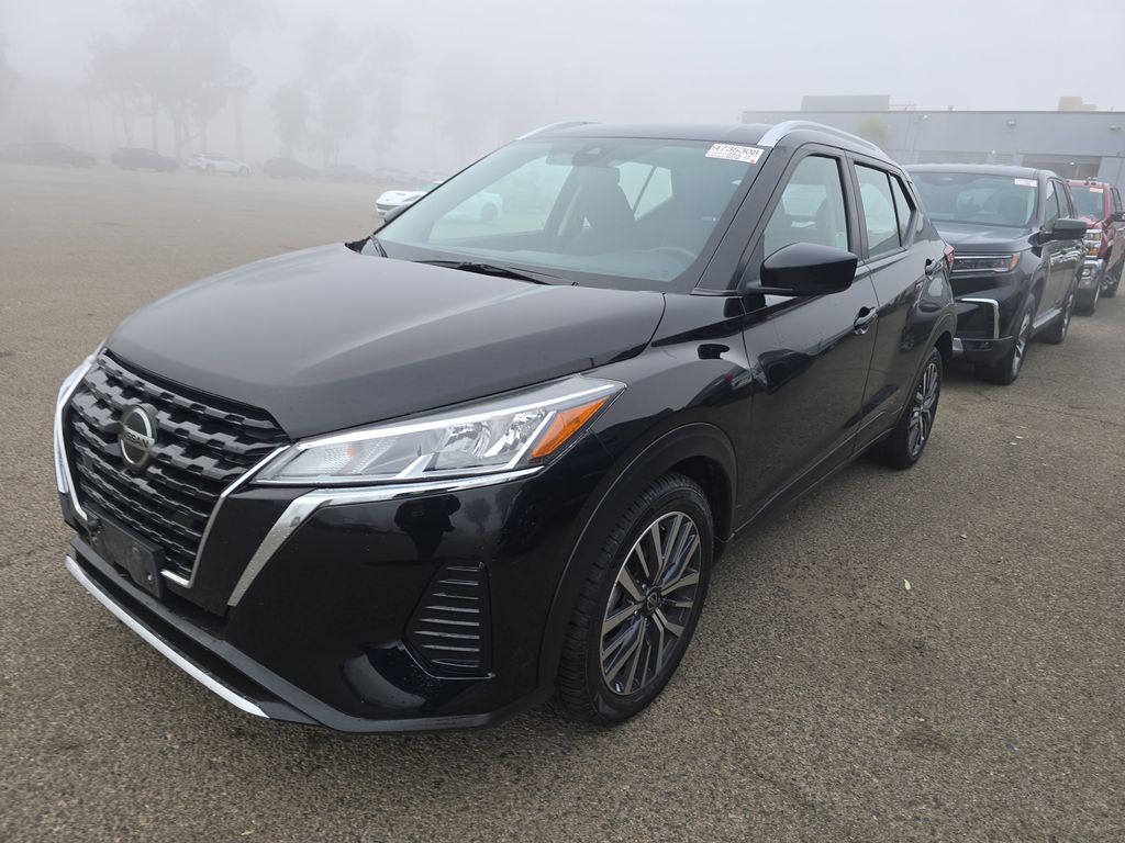 2021 Nissan Kicks SV photo
