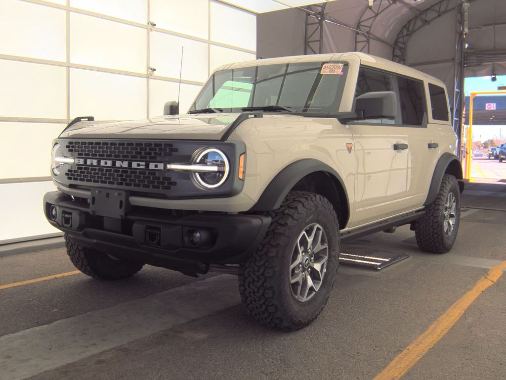 2025 Ford Bronco Badlands photo